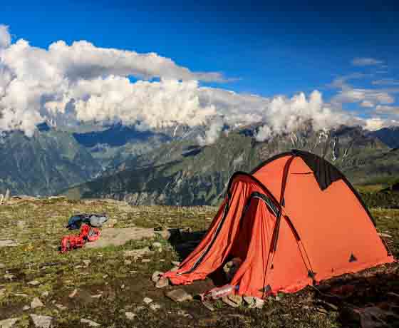 Bhrigu-Lake-Camping