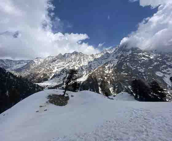 snow-line-hiking