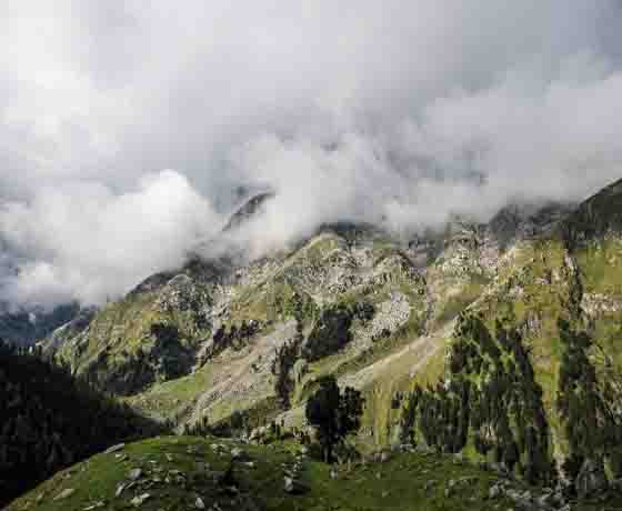 snow-line-hiking